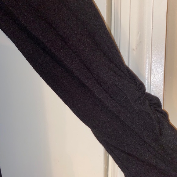 ✨I.N. STUDIO RUFFLE LONG SLEEVE TOP - Picture 8 of 8